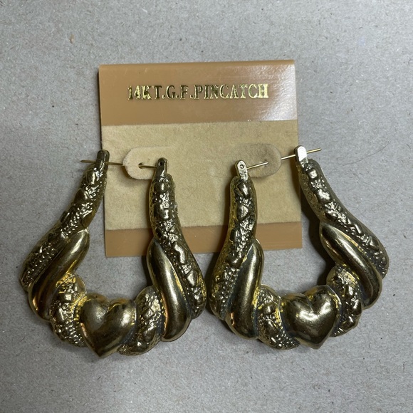 14k Gold Filled Pin Latch Large Hollow Heart Pierced Dangle Earrings Gold Tone. - Picture 1 of 6